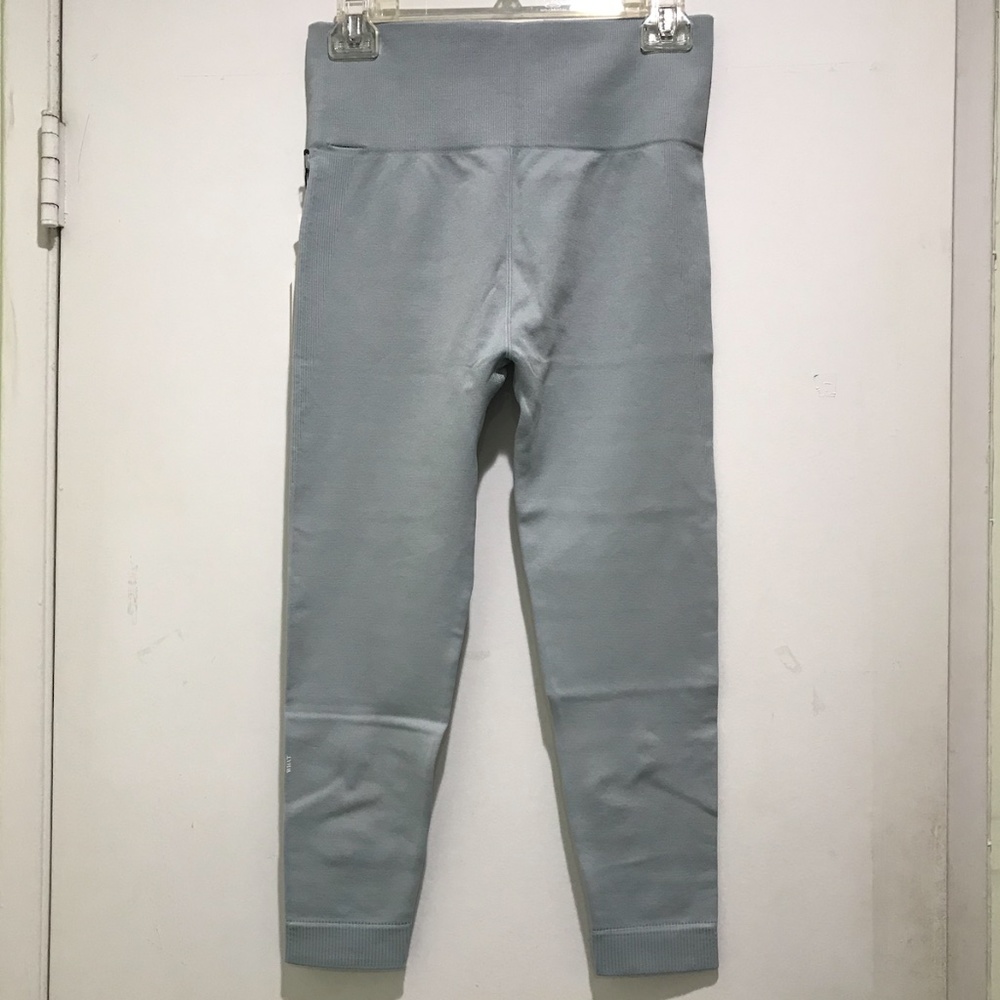 NWT WeWoreWhat Pearl Blue Seamless Leggings - Picture 3 of 11